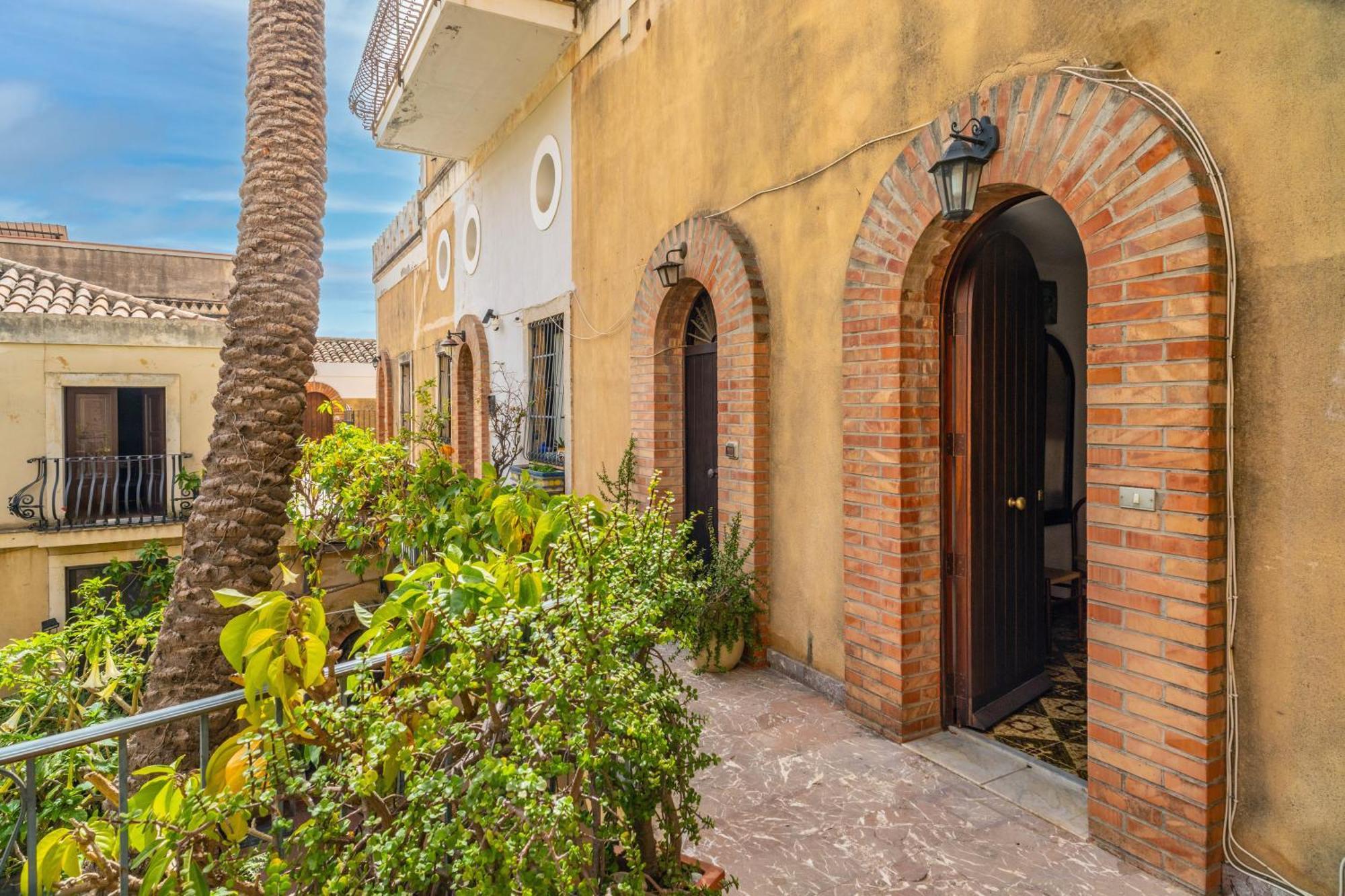 Casa Florio Apartment Taormina Luaran gambar